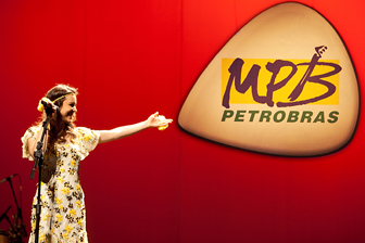 Roberta Sá & Trio Madeira Brasil no MPB Petrobras