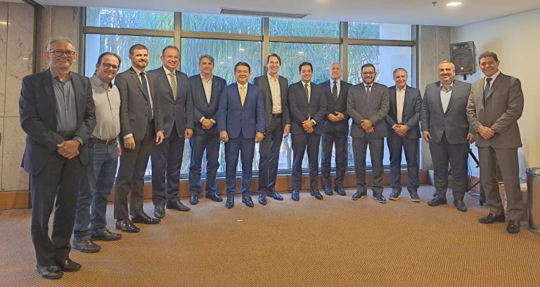 Diretoria da Aesbe é eleita para biênio 2023/2025 e presidente da Deso é vice-presidente Regional NE II