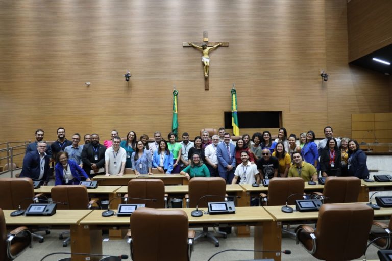 Comunicação: TV Alese celebra 19 anos